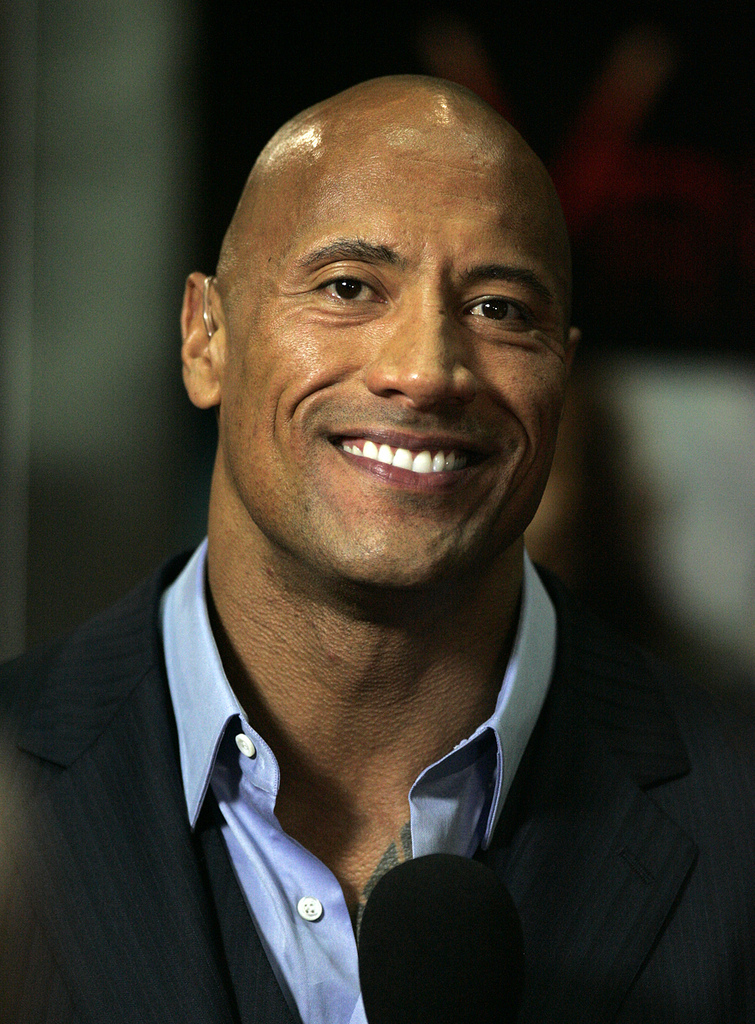 “The Rock”, Dwayne Johnson, cel mai bine plătit actor din istoria Forbes Celebruty 100, având un câștig de 124 miliaone de dolari într-un singur an.